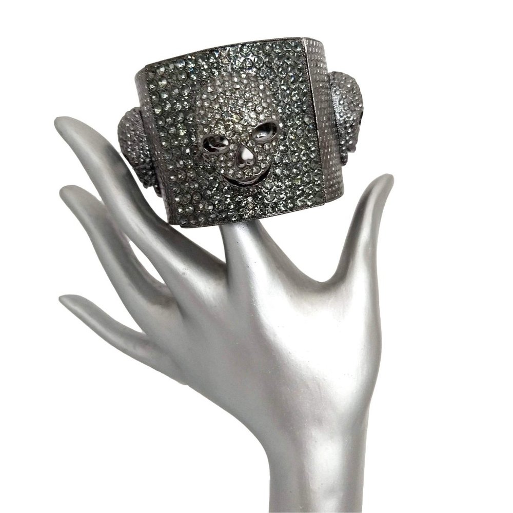 GGR Skull Cuff Bracelet - Picture 2 of 3
